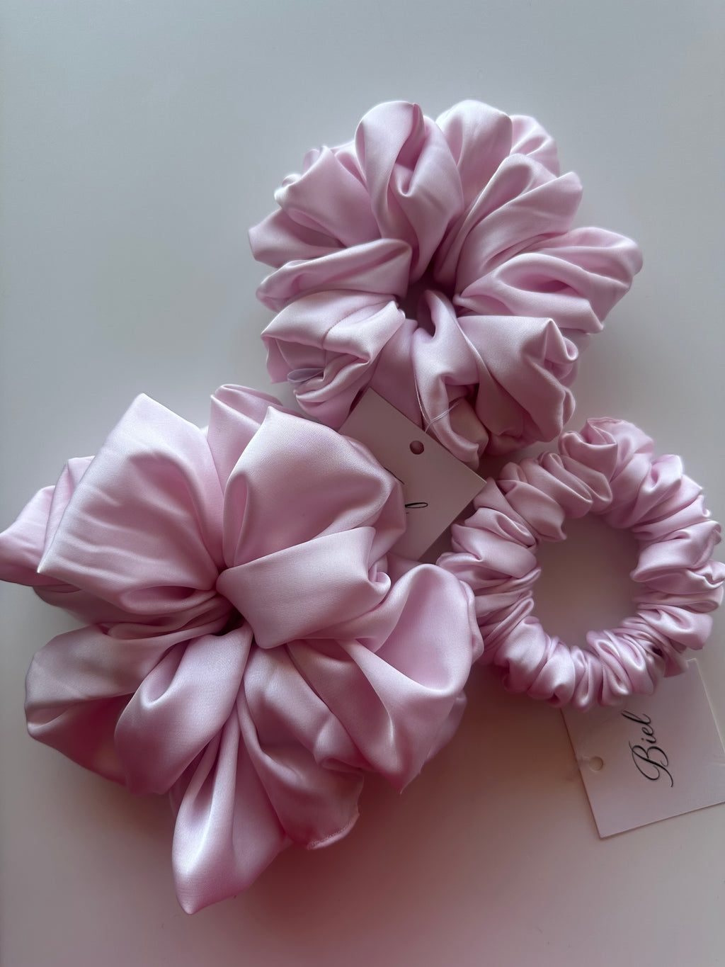 Scrunchie Powder Pink