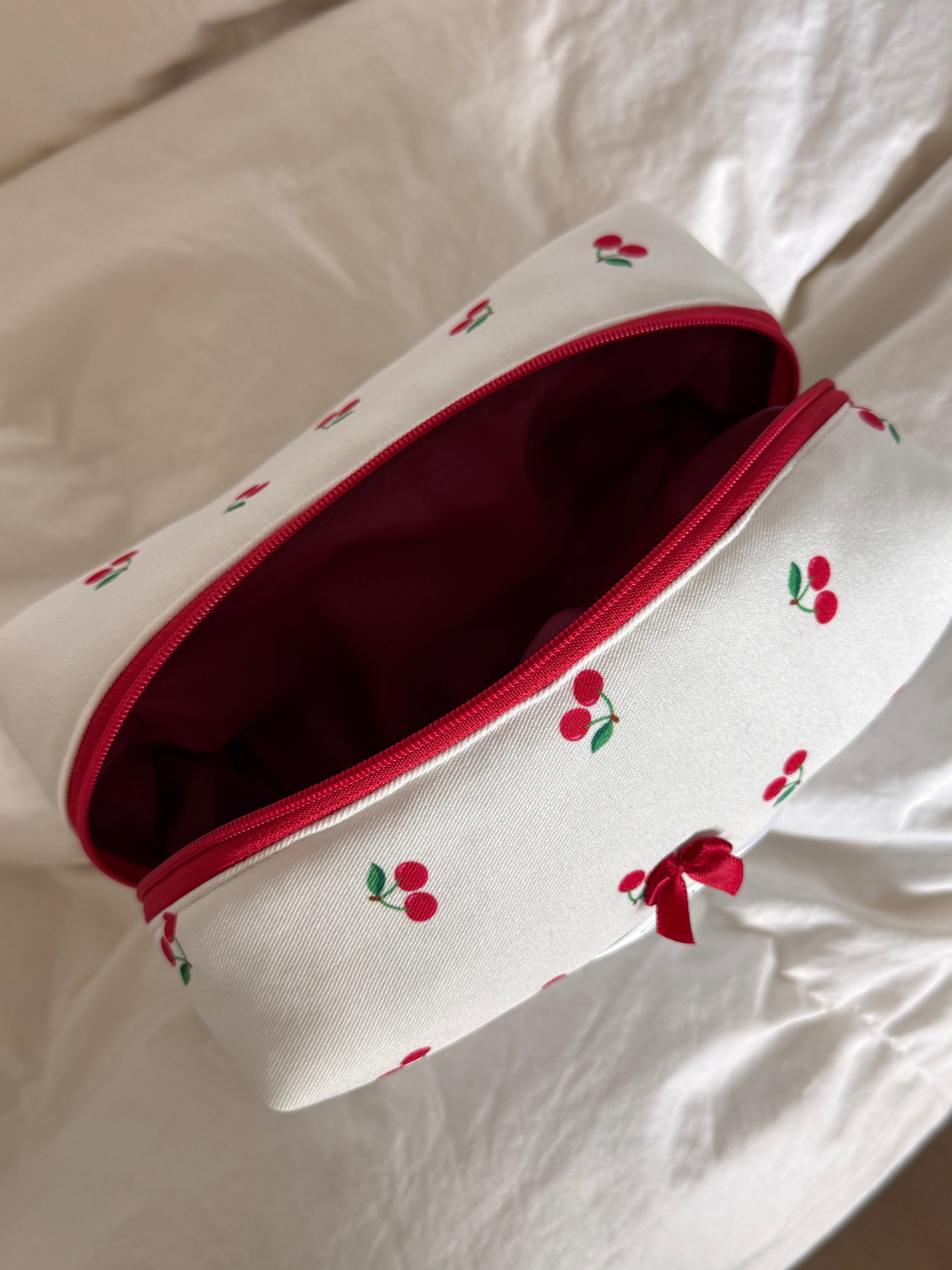 Kosmetyczka Cherry